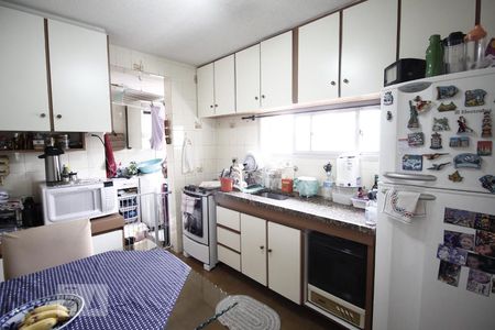 Apartamento à venda com 57m², 2 quartos e 1 vagaCozinha