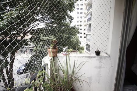 Apartamento à venda com 57m², 2 quartos e 1 vagaVaranda