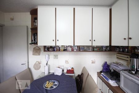 Apartamento à venda com 57m², 2 quartos e 1 vagaCozinha