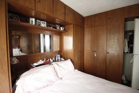 Quarto de apartamento à venda com 2 quartos, 57m² em Chácara Inglesa, São Paulo