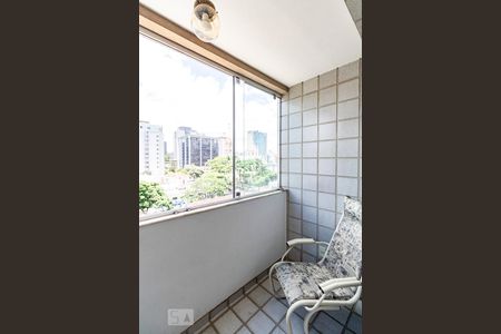 Varanda Sala de apartamento para alugar com 2 quartos, 79m² em Lourdes, Belo Horizonte