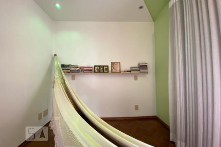 Apartamento à venda com 160m², 4 quartos e 3 vagas Apartamento à venda com 160m², 4 quartos e 3 vagasQuarto 4