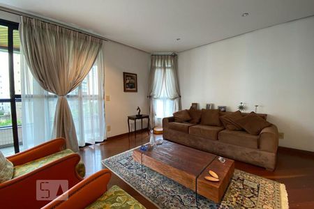 Sala de apartamento para alugar com 4 quartos, 160m² em Vila Suzana, São Paulo