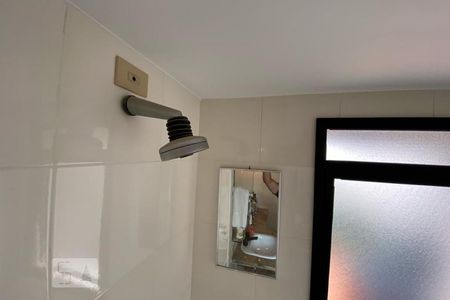 Apartamento à venda com 160m², 4 quartos e 3 vagas Apartamento à venda com 160m², 4 quartos e 3 vagasChuveiro