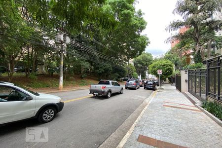 Apartamento à venda com 160m², 4 quartos e 3 vagas Apartamento à venda com 160m², 4 quartos e 3 vagasVista da Rua