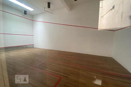 Apartamento à venda com 160m², 4 quartos e 3 vagas Apartamento à venda com 160m², 4 quartos e 3 vagasQuadra Esportiva