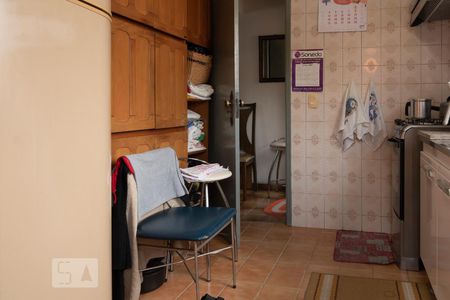 Casa à venda com 110m², 4 quartos e 3 vagas Casa à venda com 110m², 4 quartos e 3 vagasCozinha