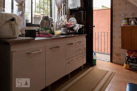 Casa à venda com 110m², 4 quartos e 3 vagas Casa à venda com 110m², 4 quartos e 3 vagasCozinha