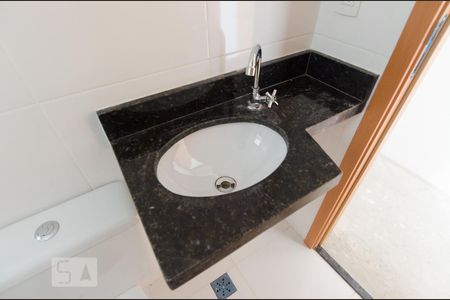 Apartamento à venda com 114m², 2 quartos e 1 vaga Apartamento à venda com 114m², 2 quartos e 1 vagaBanheiro