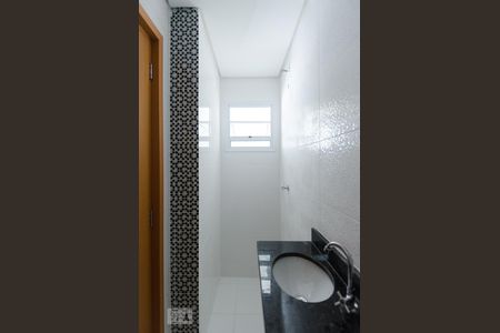 Apartamento à venda com 114m², 2 quartos e 1 vaga Apartamento à venda com 114m², 2 quartos e 1 vagaBanheiro da suíte