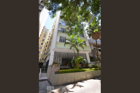 Apartamento à venda com 70m², 2 quartos e sem vagaFachada