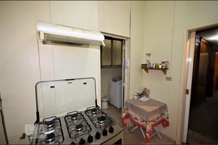 Apartamento à venda com 70m², 2 quartos e sem vagaCozinha