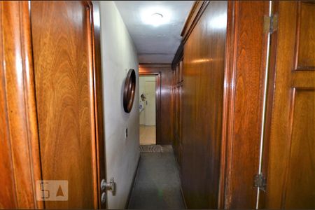 Apartamento à venda com 70m², 2 quartos e sem vagaCorredor