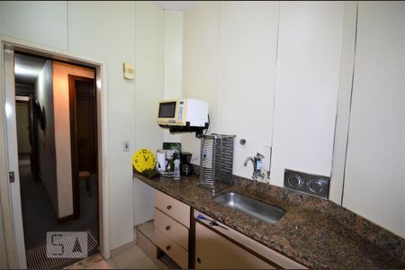 Apartamento à venda com 70m², 2 quartos e sem vagaCozinha