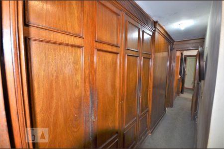 Apartamento à venda com 70m², 2 quartos e sem vagaCorredor