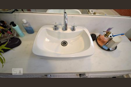 Apartamento à venda com 270m², 3 quartos e 2 vagasBanheiro - Pia