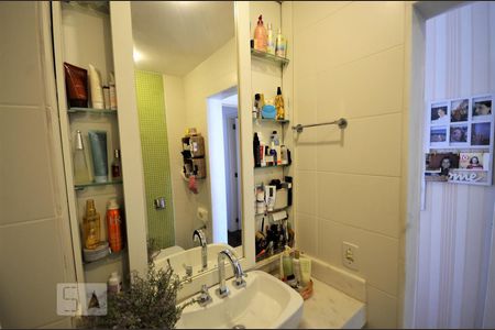 Apartamento à venda com 270m², 3 quartos e 2 vagasBanheiro da Suíte
