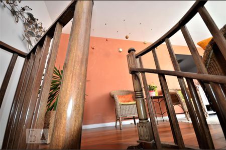 Apartamento à venda com 270m², 3 quartos e 2 vagasEscada