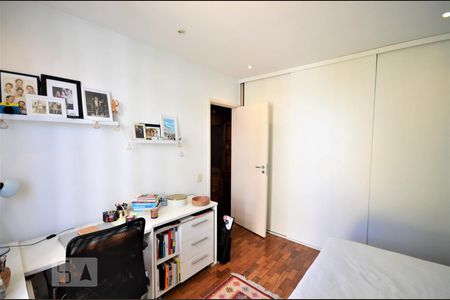Apartamento à venda com 270m², 3 quartos e 2 vagasQuarto 3