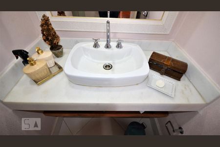 Apartamento à venda com 270m², 3 quartos e 2 vagasBanheiro 