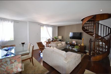 Apartamento à venda com 270m², 3 quartos e 2 vagasSala