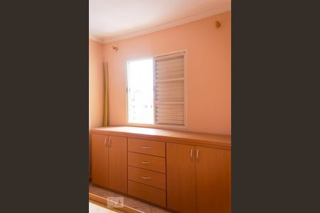 Quarto 1 de apartamento para alugar com 2 quartos, 54m² em Utinga, Santo André