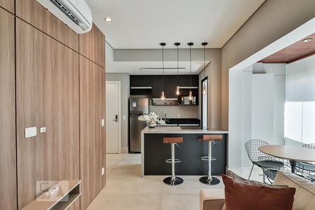 Sala de apartamento à venda com 1 quarto, 50m² em Jardim Paulistano, São Paulo