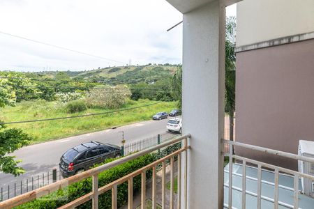 Sacada de apartamento à venda com 3 quartos, 68m² em Alto Petrópolis, Porto Alegre