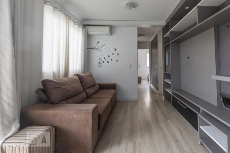 Sala de apartamento para alugar com 3 quartos, 68m² em Alto Petrópolis, Porto Alegre