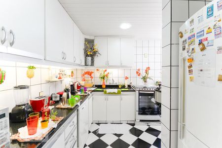 Apartamento à venda com 125m², 4 quartos e 2 vagasCozinha