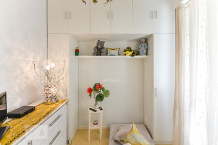 Apartamento à venda com 125m², 4 quartos e 2 vagasQuarto 2