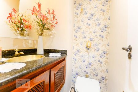 Apartamento à venda com 125m², 4 quartos e 2 vagasLavabo