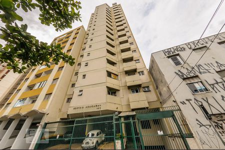 Fachada do Prédio de apartamento para alugar com 1 quarto, 40m² em Centro, Campinas