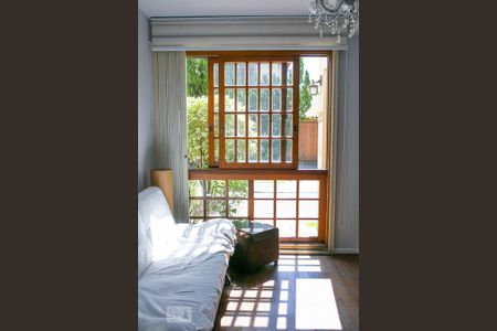 Sala de Estar de casa de condomínio para alugar com 3 quartos, 154m² em Ipanema, Porto Alegre