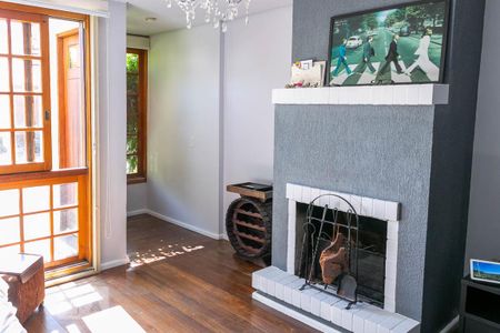 Sala de Estar de casa de condomínio para alugar com 3 quartos, 154m² em Ipanema, Porto Alegre