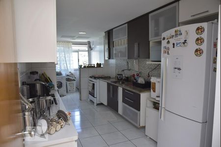 Apartamento à venda com 250m², 4 quartos e 2 vagasCozinha