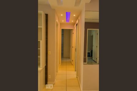 Apartamento para alugar com 69m², 2 quartos e 1 vagaCorredor