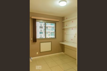 Apartamento para alugar com 69m², 2 quartos e 1 vagaQuarto