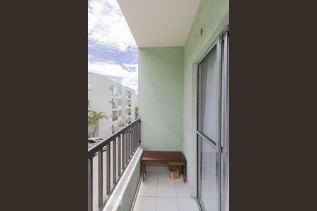 Varanda da Sala de apartamento à venda com 2 quartos, 60m² em Jardim Cocaia, Guarulhos