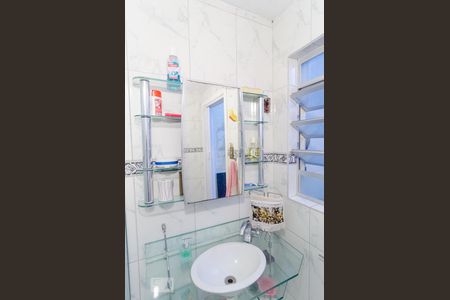 Casa à venda com 110m², 3 quartos e sem vagaBanheiro 2