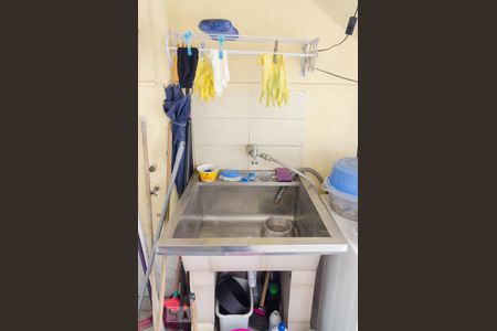 Casa à venda com 110m², 3 quartos e sem vagaLavanderia