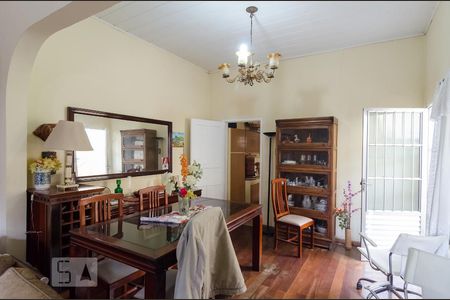 Sala de casa à venda com 3 quartos, 110m² em Vila da Saúde, São Paulo