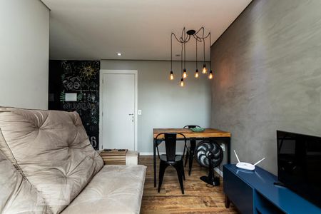 Sala de apartamento à venda com 2 quartos, 47m² em Itaquera, São Paulo