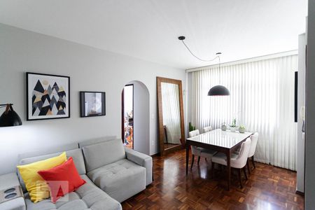 Sala de apartamento para alugar com 2 quartos, 72m² em Lourdes, Belo Horizonte