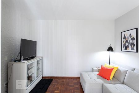Sala de apartamento para alugar com 2 quartos, 72m² em Lourdes, Belo Horizonte