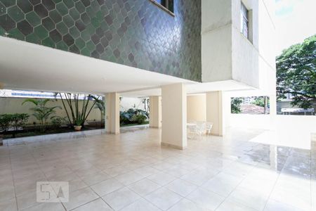 Apartamento para alugar com 72m², 2 quartos e sem vagaÁrea comum