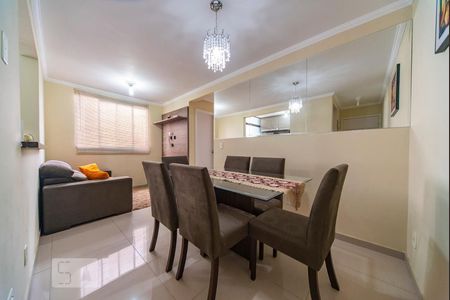 Sala de apartamento para alugar com 2 quartos, 45m² em Vila Homero Thon, Santo André