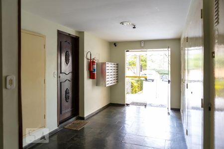 Hall de Entrada de apartamento para alugar com 3 quartos, 90m² em Jardim Esmeralda, São Paulo