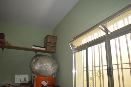 Casa à venda com 155m², 4 quartos e 2 vagasQuarto 2