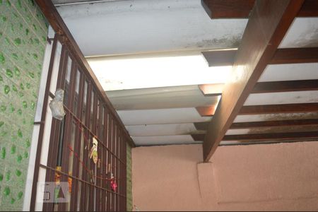 Casa à venda com 155m², 4 quartos e 2 vagasFrente da casa